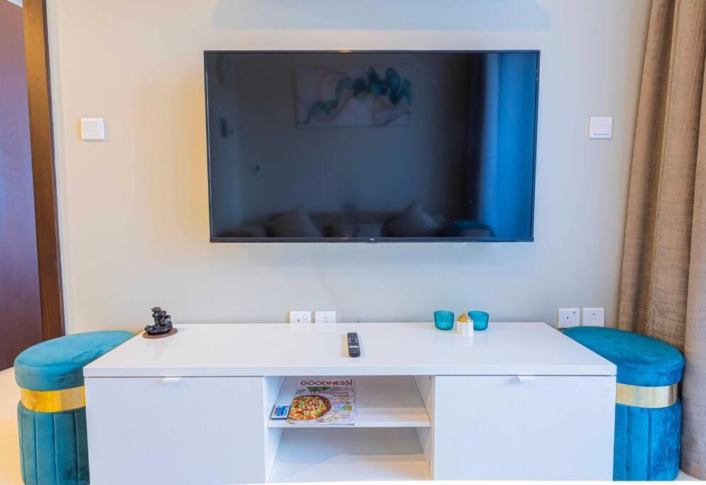 Апартаменти Turquoise - Downtown 1 Bedroom Business Bay - Canal View Дубай