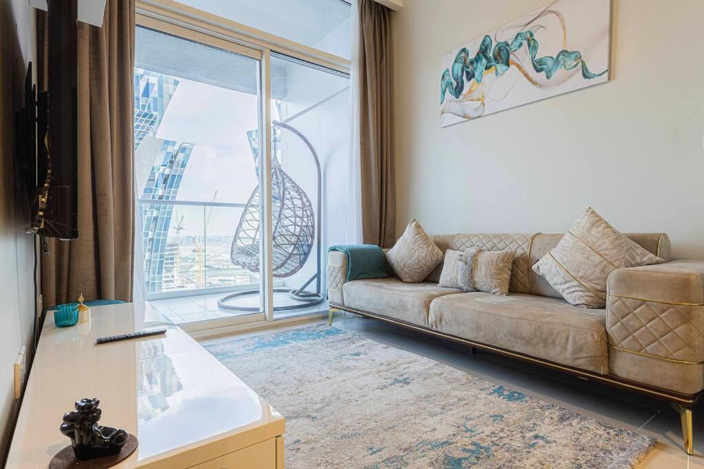 Апартаменти Turquoise - Downtown 1 Bedroom Business Bay - Canal View